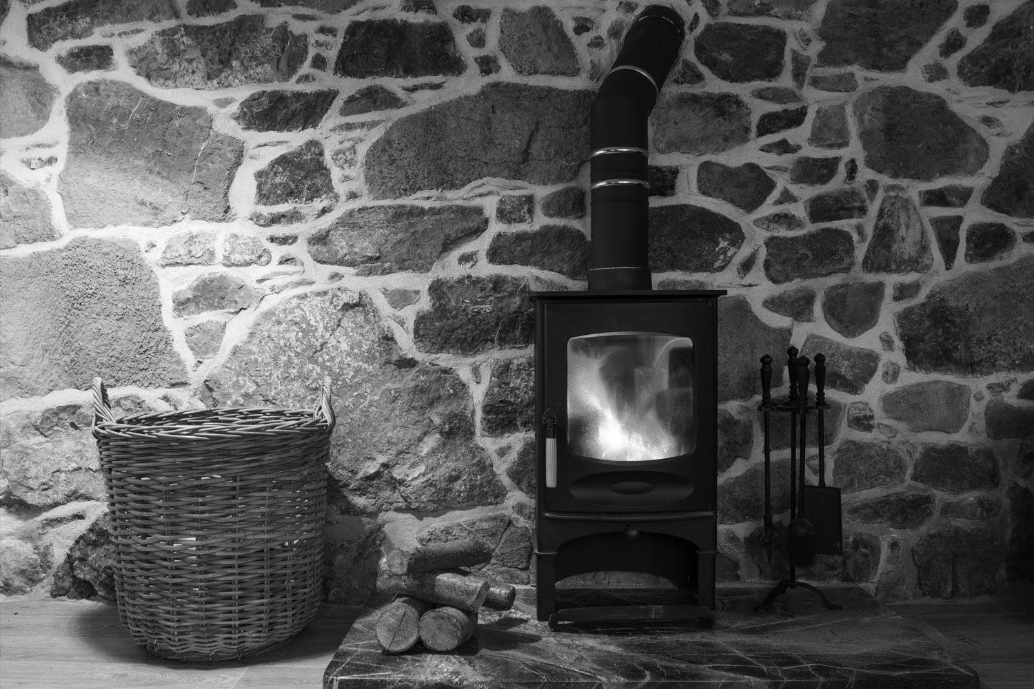 Fireplace ashes removal